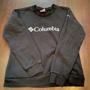 Columbia crewneck. Size medium.